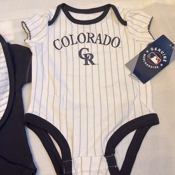 NEW [MLB] Colorado Rockies Full Season Growth Stage Set, Newborn to 6/9 Months! - Picture 6 of 11